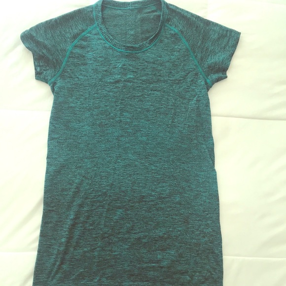 lululemon athletica Tops - Lululemon swiftly tech short sleeve